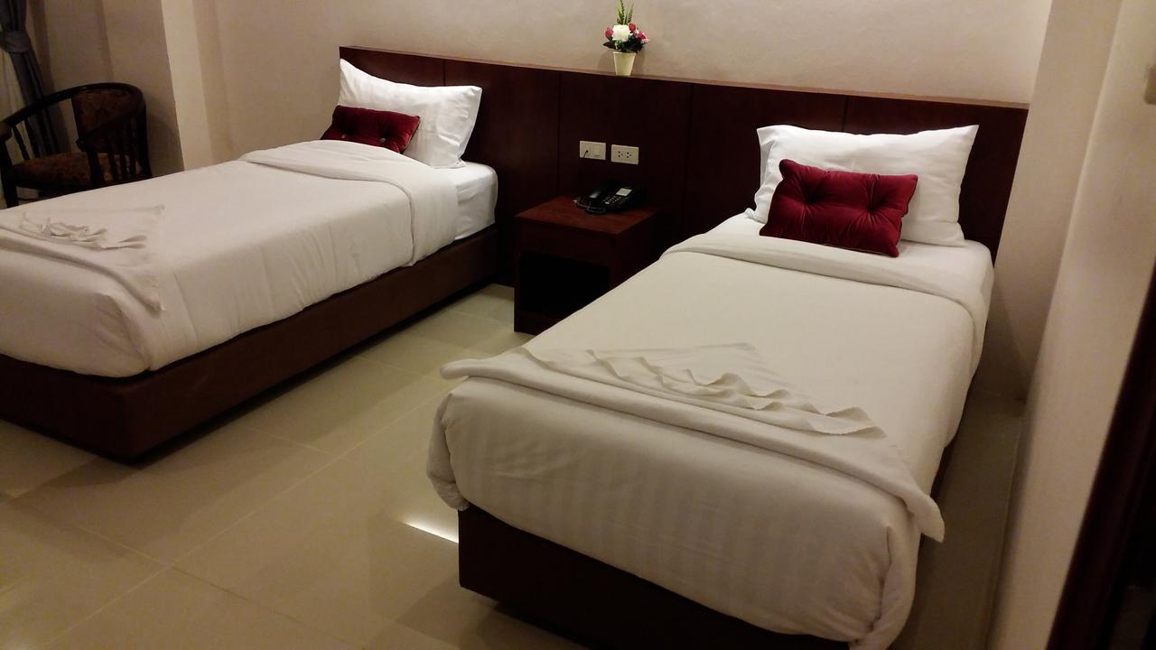 7 Sky Residency Hotel Patong Luaran gambar