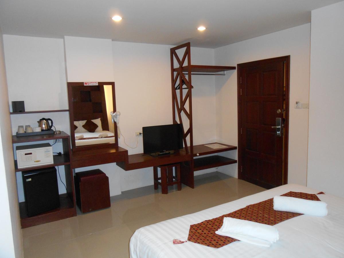 7 Sky Residency Hotel Patong Luaran gambar