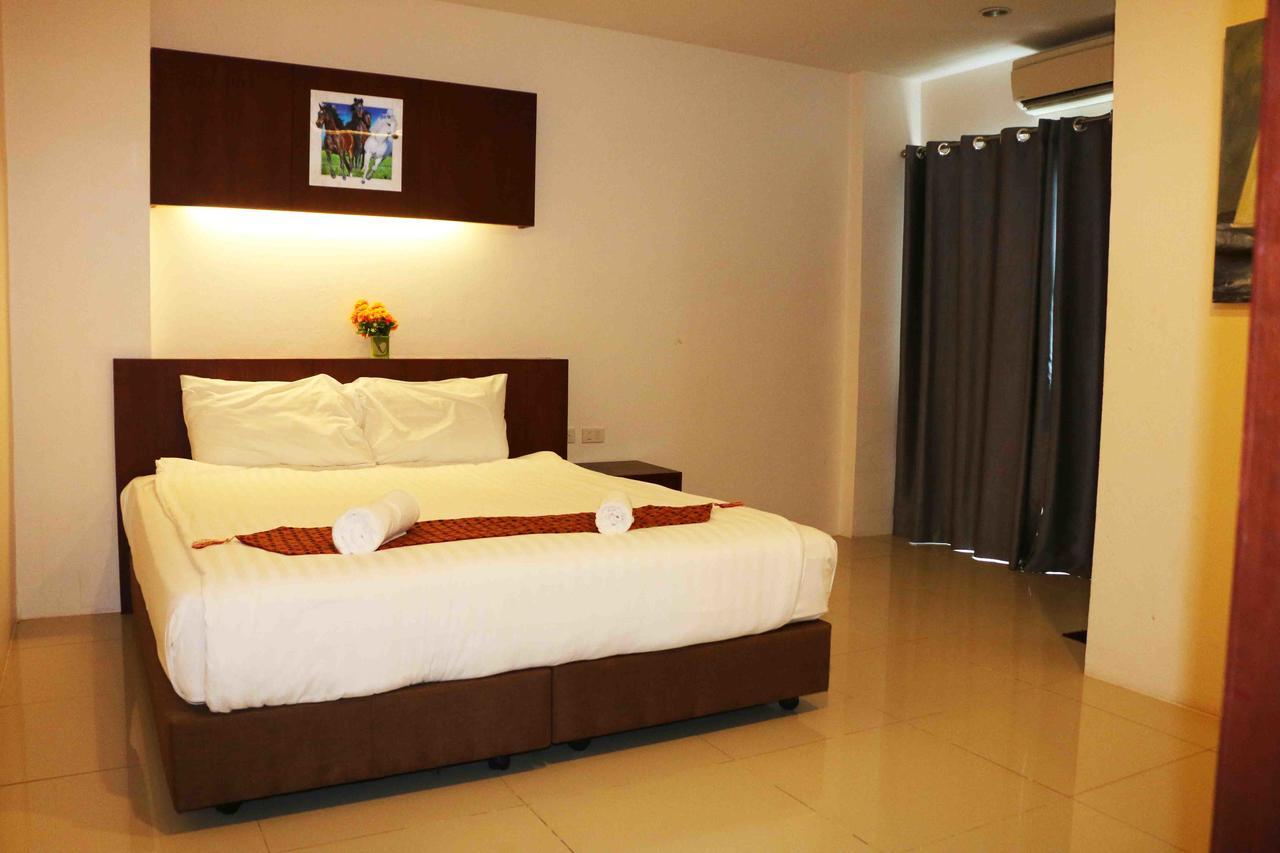 7 Sky Residency Hotel Patong Luaran gambar