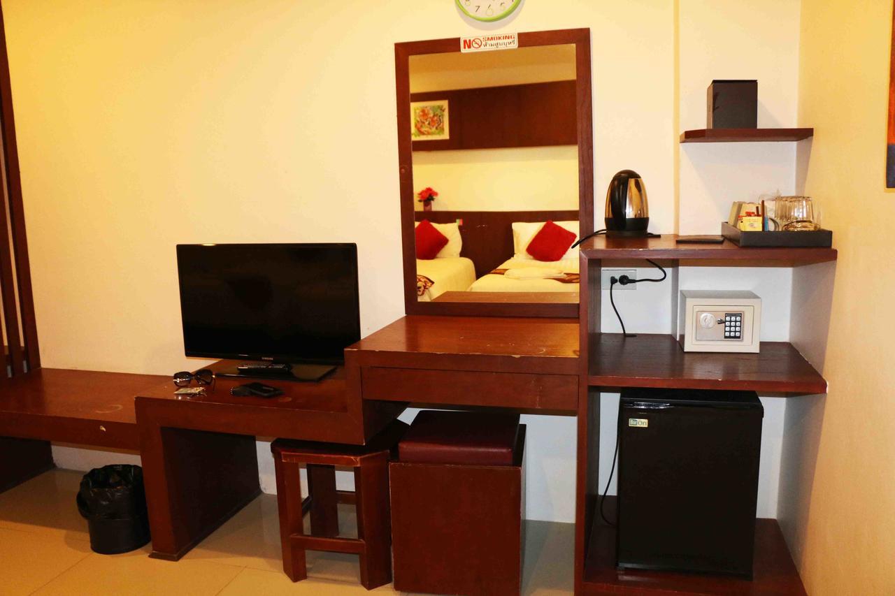 7 Sky Residency Hotel Patong Luaran gambar