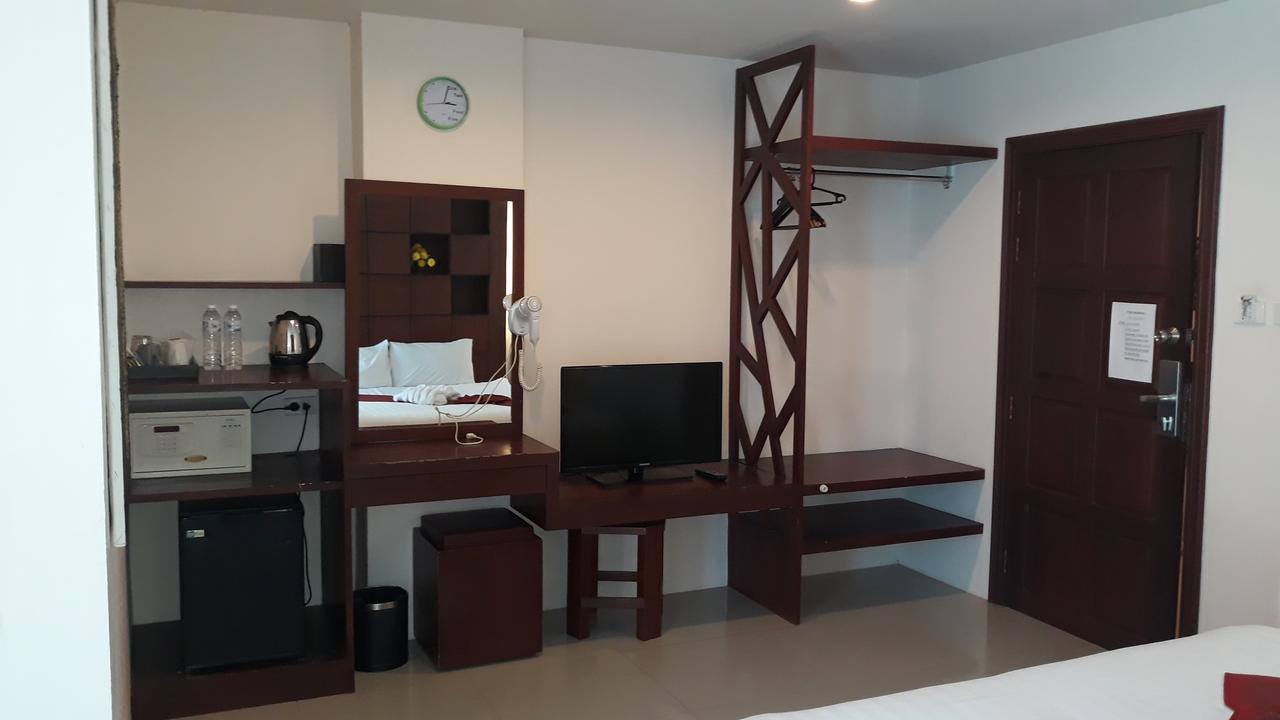 7 Sky Residency Hotel Patong Luaran gambar