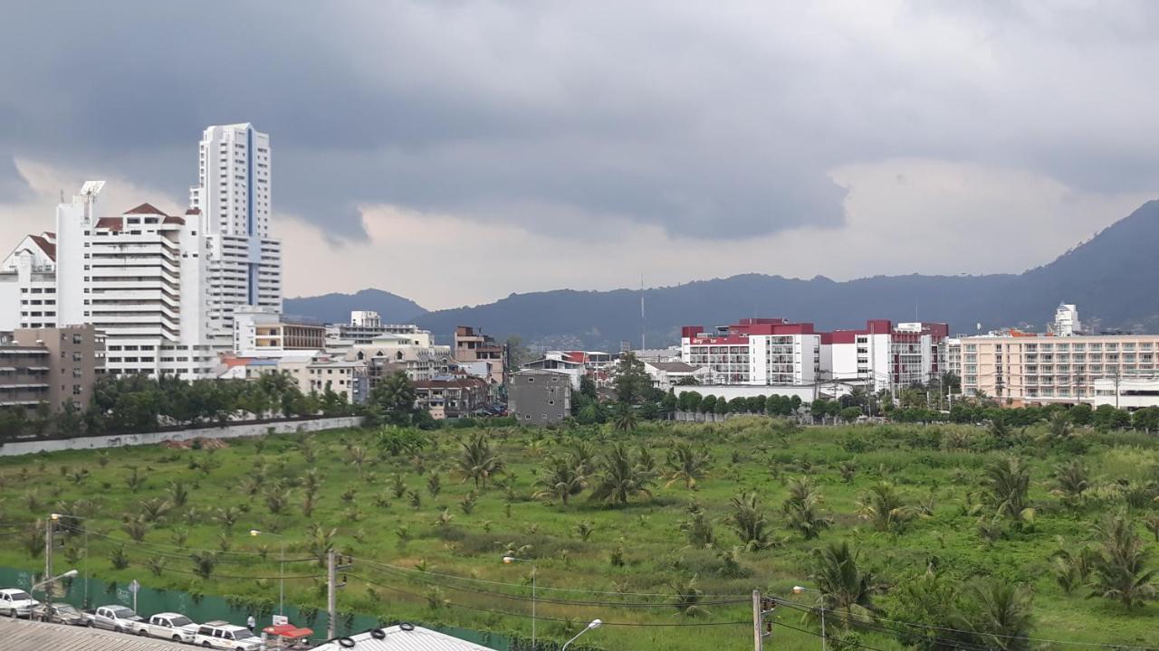 7 Sky Residency Hotel Patong Luaran gambar
