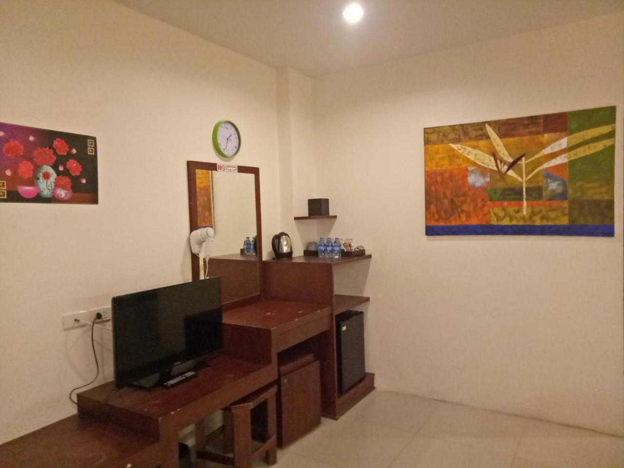 7 Sky Residency Hotel Patong Luaran gambar